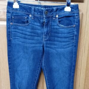 American Eagle Distressed Denim Super Stretch Skinny Jeans Womens Regular Size 2